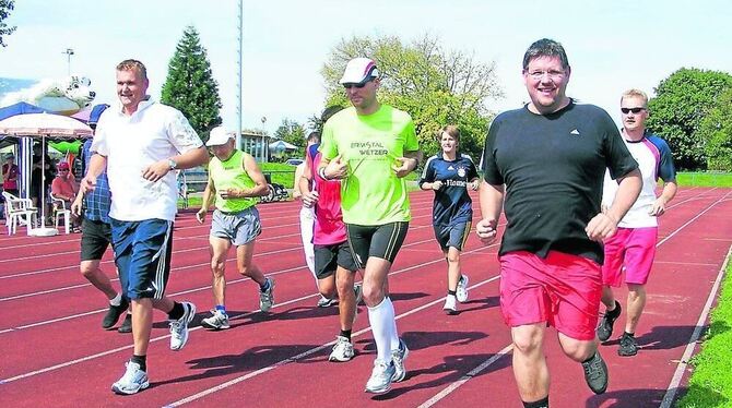 Spendenlauf: Viele Gruppen haben ihre Teilnahme bereits zugesagt, zum Beispiel die Stadtverwaltung, die 2010 Oberbürgermeister U