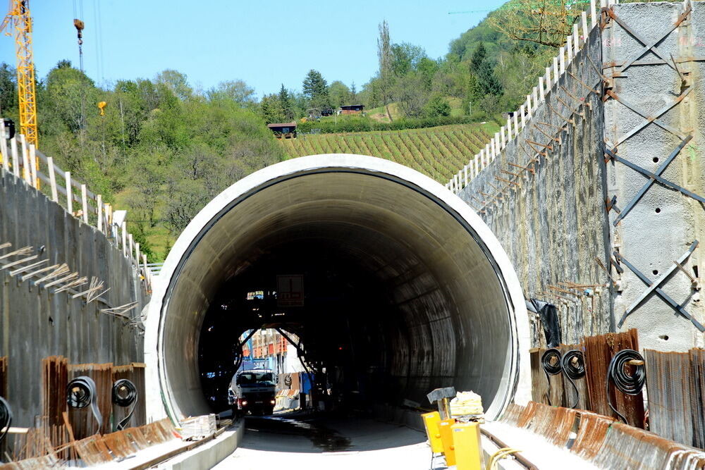 Scheibengipfeltunnel August 2013