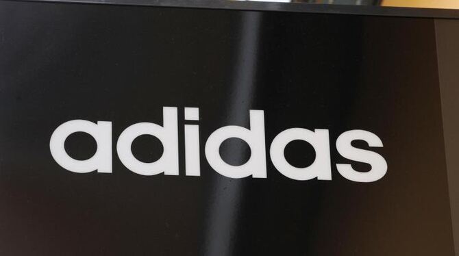 Ein Adidas-Logo.