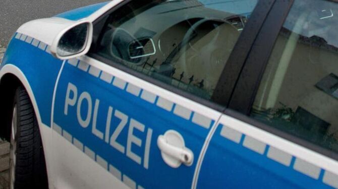 Bei einem Polizeieinsatz in Bayern ist ein Mann erschossen worden. Foto: Patrick Pleul/Symbol