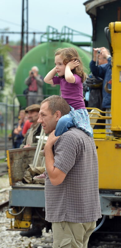 Zahnraddampflokomotive fährt wieder