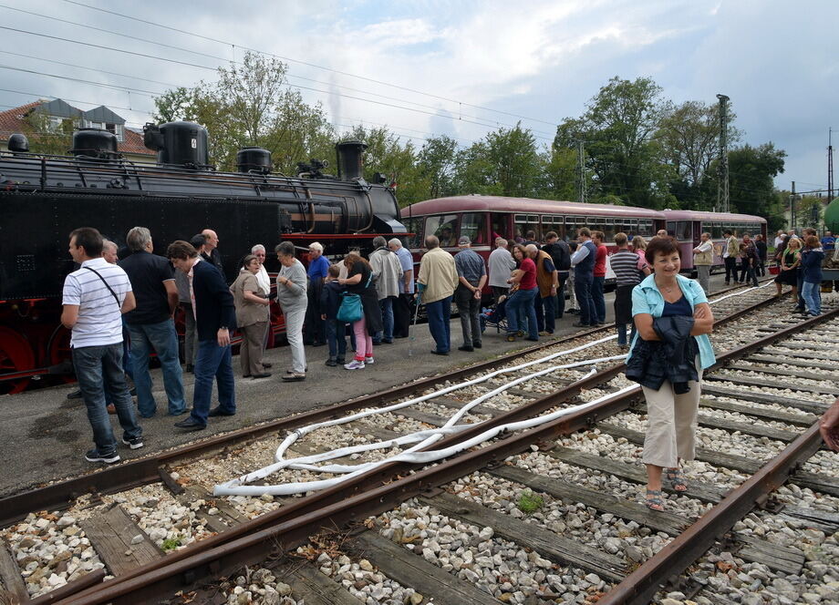 Zahnraddampflokomotive fährt wieder