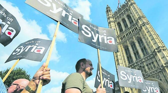 Syrien-Demo in Großbritannien. FOTO: DPA