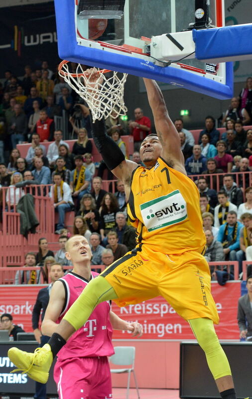 Walter Tigers Tübingen - Telekom Baskets Bonn 76:77