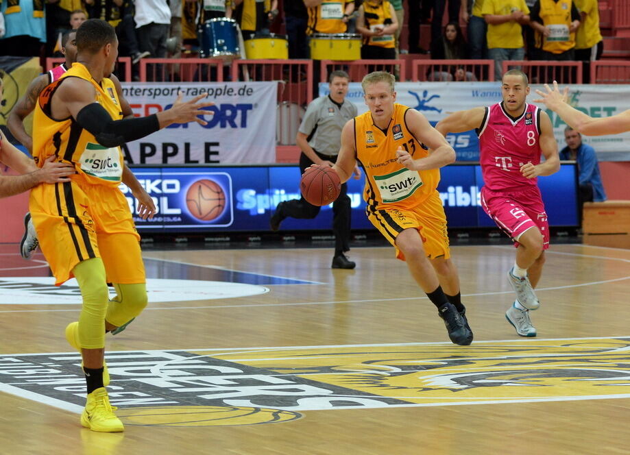 Walter Tigers Tübingen - Telekom Baskets Bonn 76:77