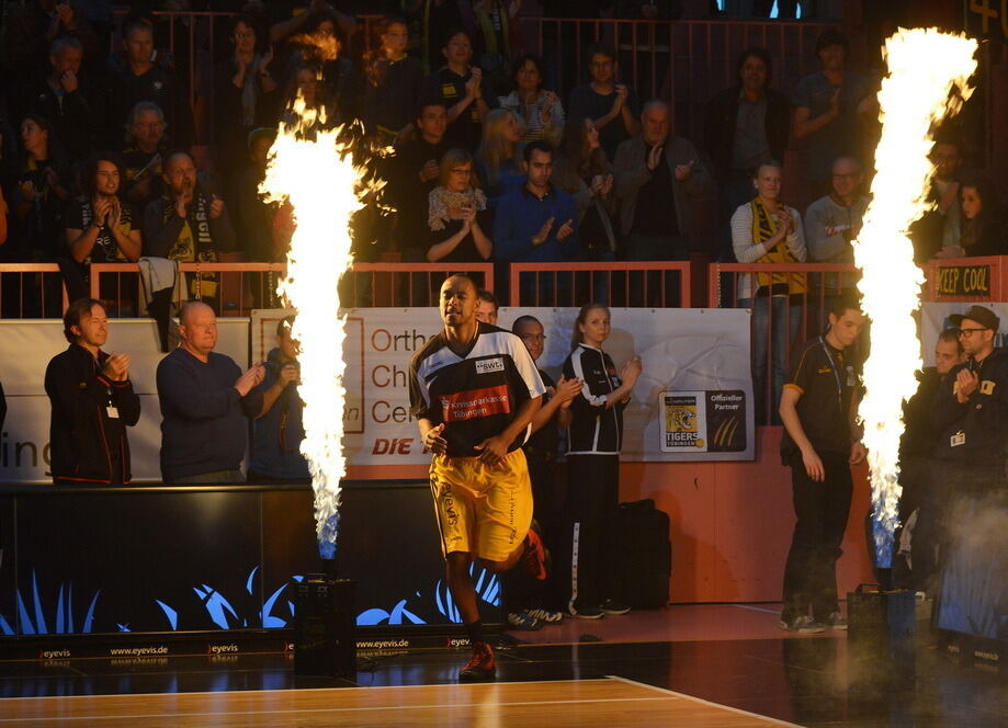 Walter Tigers Tübingen - Telekom Baskets Bonn 76:77