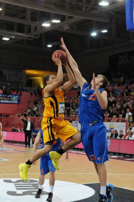 Walter Tigers Tübingen - Mitteldeutscher BC 77:69