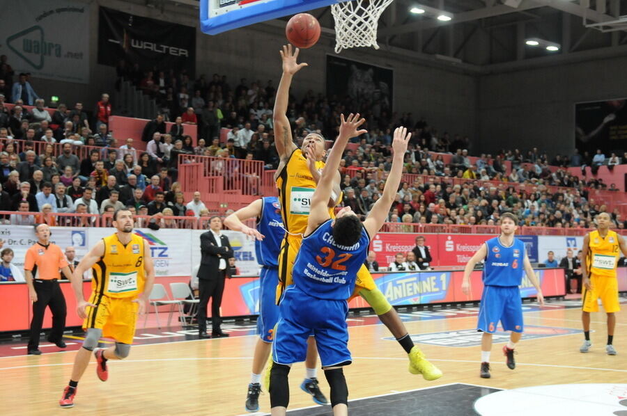 Walter Tigers Tübingen - Mitteldeutscher BC 77:69