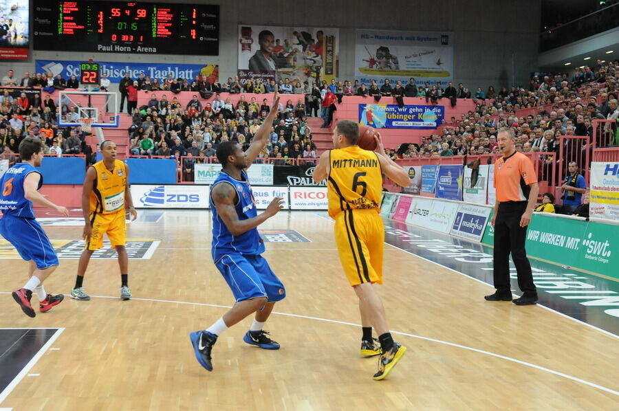 Walter Tigers Tübingen - Mitteldeutscher BC 77:69