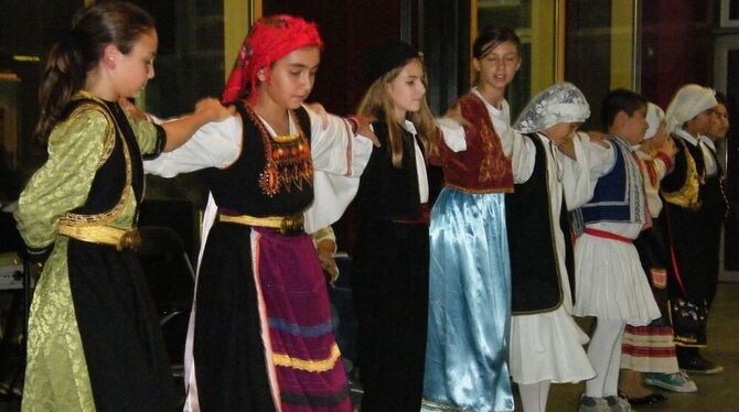 Kulturelle Einlagen waren Teil des Festes der Deutsch-Griechischen Gesellschaft. FOTO: ALM