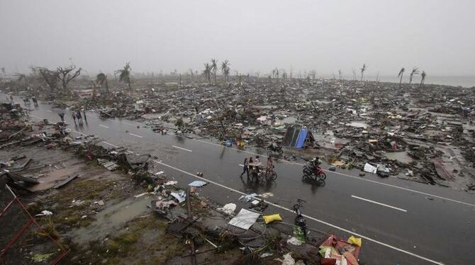 Die Stadt Tacloban existiert in weiten Teilen nicht mehr. Foto: Dennis M. Sabangan