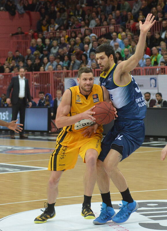 Walter Tigers Tübingen - EWE Baskets Oldenburg 60:96