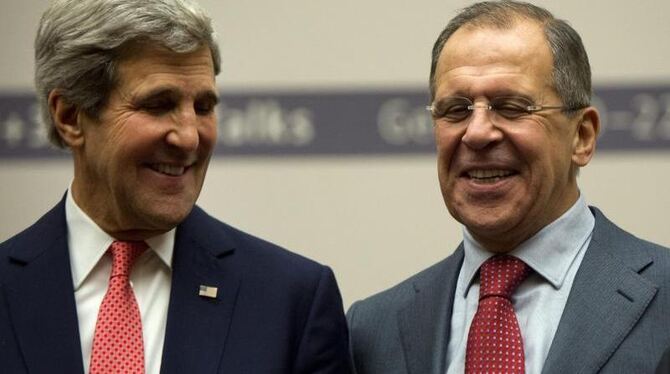 Zufriedenheit mit der Einigung: US-Außenminister Kerry und sein russischer Amtskollege Lawrow. Foto: Martial Trezzini