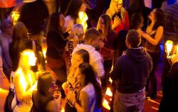 Ausgelassene Partynacht in der Hochschulaula