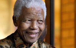 Südafrikas Nationalheld Nelson Mandela ist im alter von 95 Jahren gestorben. Foto: Jon Hrusa