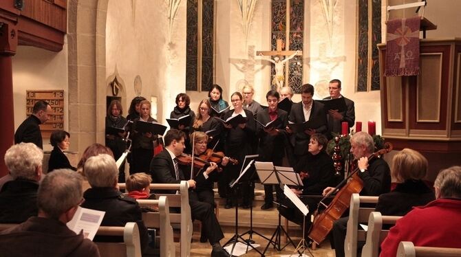 Konzert zum Anfassen mit Aufrüttelndem, aber auch Witzigem in der Wankheimer Jakobuskirche.  FOTO: HAMMER