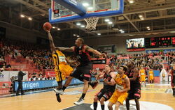 Walter Tigers Tübingen - s.Oliver Baskets Würzburg 65:82