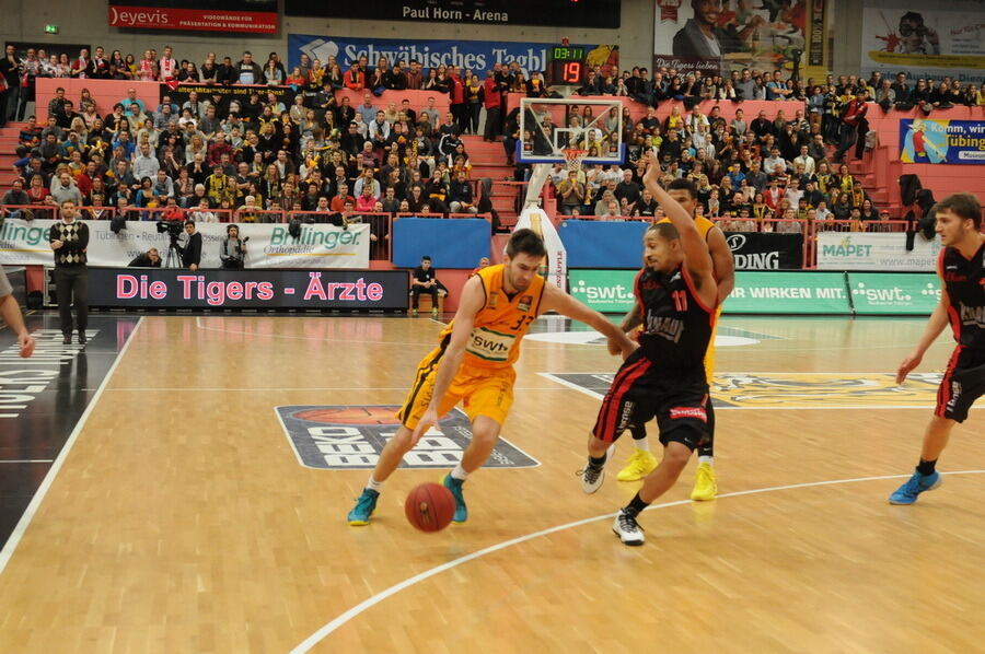 Walter Tigers Tübingen - s.Oliver Baskets Würzburg 65:82