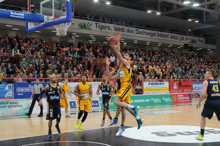 Basketball Berlin - Tübingen: Nur ein Tick fehlt