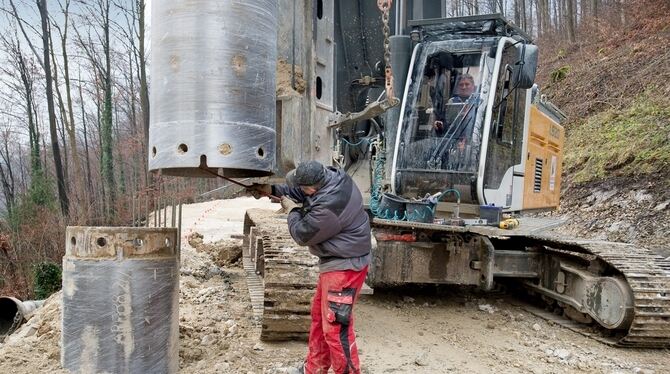 Baustelle Sirchinger Steige: Für drei Millionen Euro wird sie saniert – eine verhältnismäßig kleine Maßnahme.  FOTOS: GERLINDE T