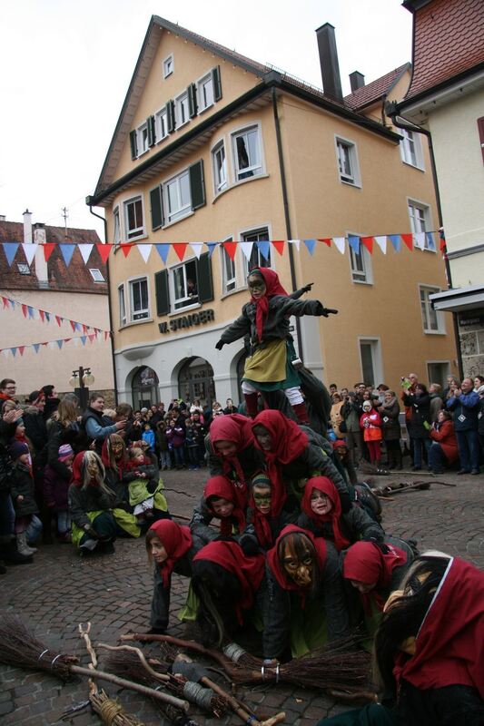 6. Umzug der Uschlaberghexa Pfullingen