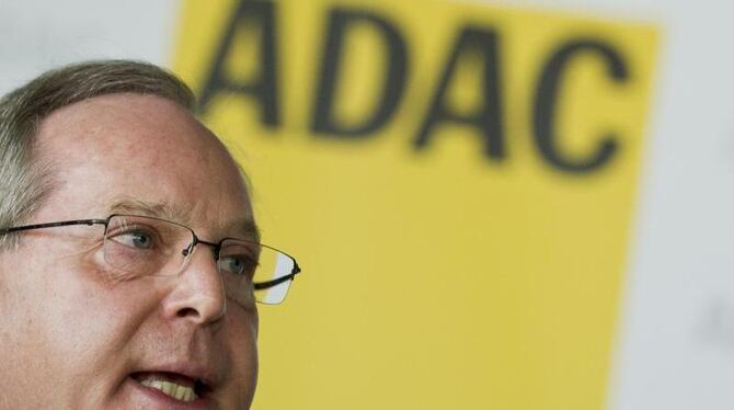 ADAC-Präsident Meyer: »Mein Ziel ist, dass wir die Vertrauenskrise überwinden und verlorene Glaubwürdigkeit zurückgewinnen.«.