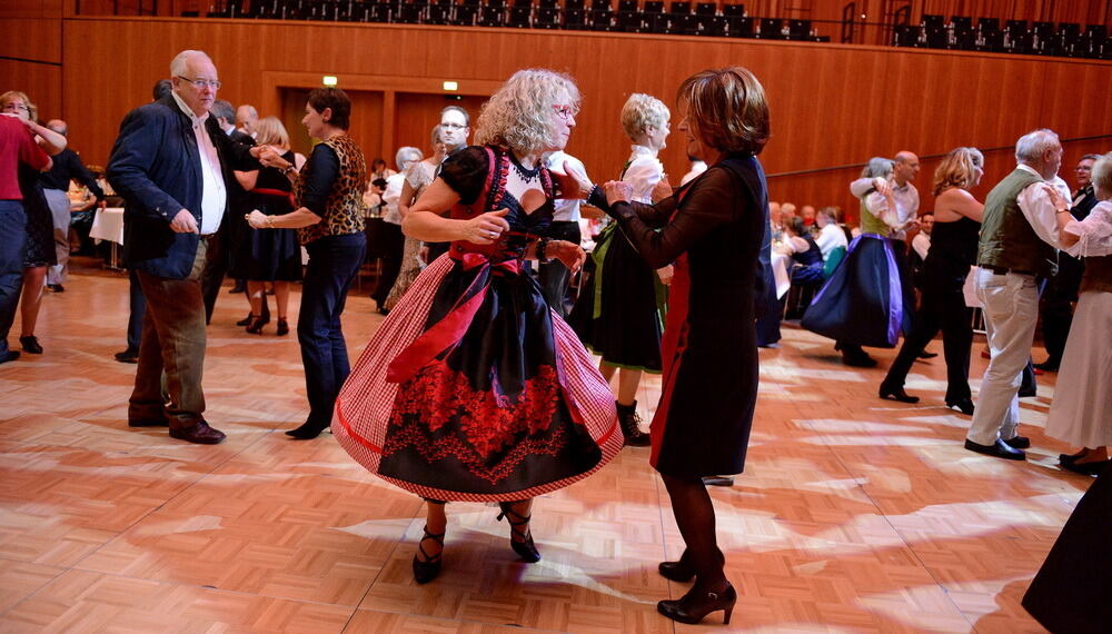 Alpenball in der Stadthalle 2014