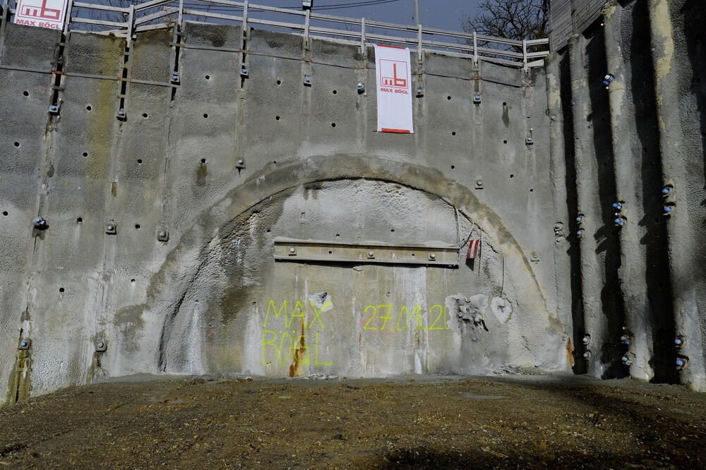 Scheibengipfeltunnel Durchbruch Januar 2014