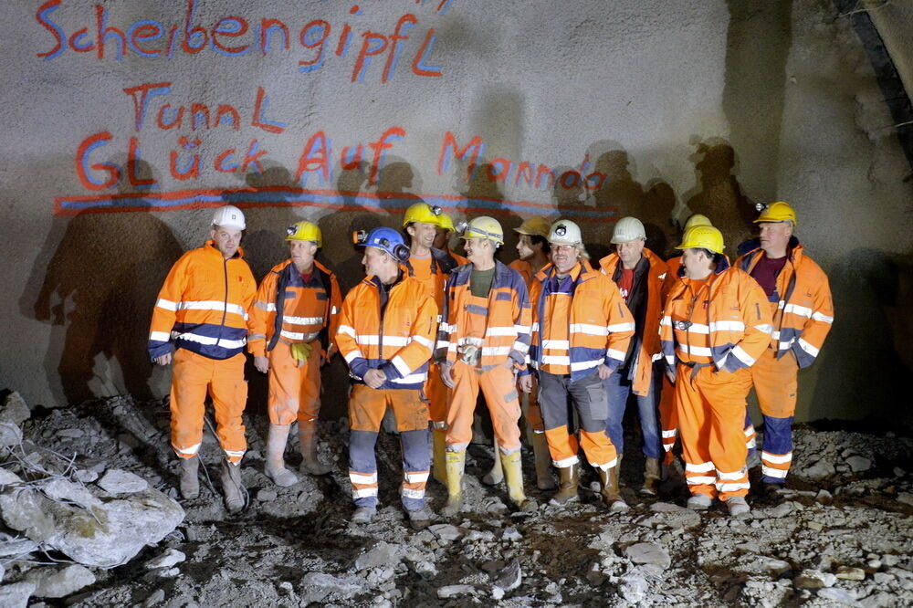 Scheibengipfeltunnel Durchbruch Januar 2014