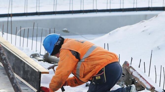 Wegen des Winterwetters wird derzeit nur auf wenigen Baustellen gearbeitet. Foto: Malte Christians