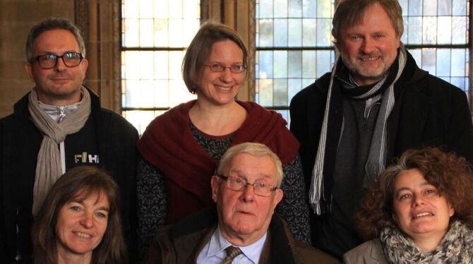 Kirche und Theater im Einklang: von links Pfarrerin Ursula Heller, Prälat i. R. Claus Maier, Pfarrerin Annette Denneler (vorne)