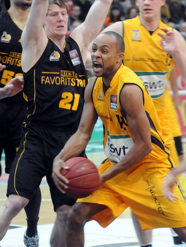 Walter Tigers Tübingen - EnBW Ludwigsburg 57:92