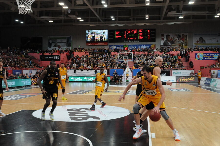 Walter Tigers Tübingen - EnBW Ludwigsburg 57:92