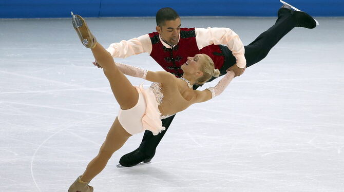 Aljona Savchenko und Robin Szolkowy. FOTO: DPA