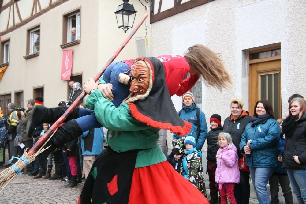 Fasnetsdienstag Hayingen Alb 2014