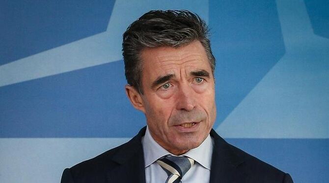 Nato-Generalsekretär Anders Fogh Rasmussen hat erklärt, das Militärbündnis werde seine Beziehungen zu Russland überprüfen. Fo