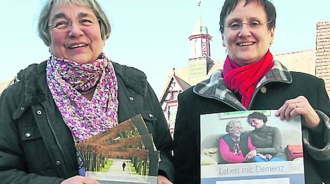 Uta Röck (l.) und Ursula Keinath, zwei Macherinnen des Netzwerks Demenz.