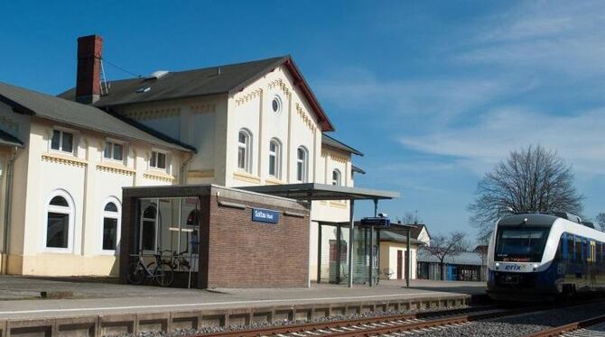 Zu verkaufen: der Bahnhof im niedersächsischen Soltau. Foto: Philipp Schulze