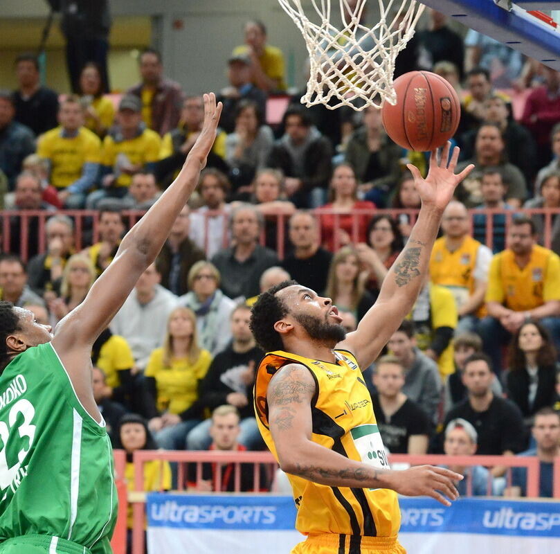 Walter Tigers Tübingen - TBB Trier 74:67