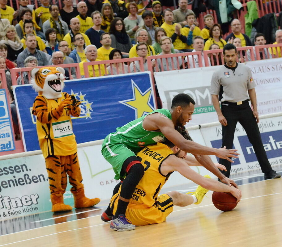 Walter Tigers Tübingen - TBB Trier 74:67