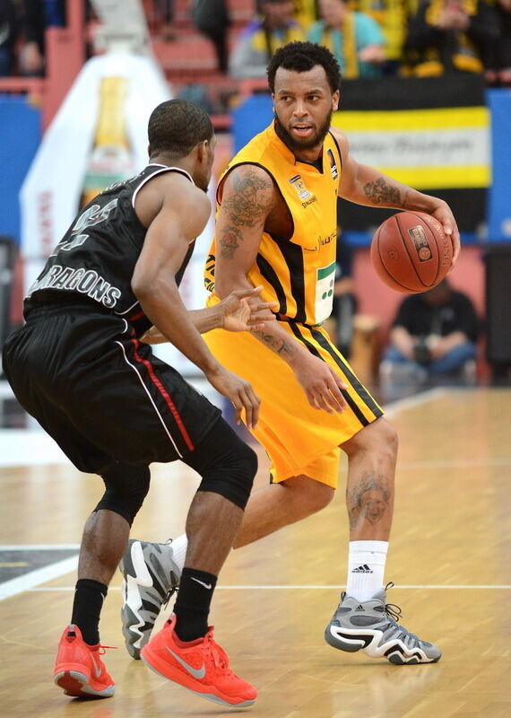 Walter Tigers Tübingen - Artland Dragons Quakenbrück 104:64