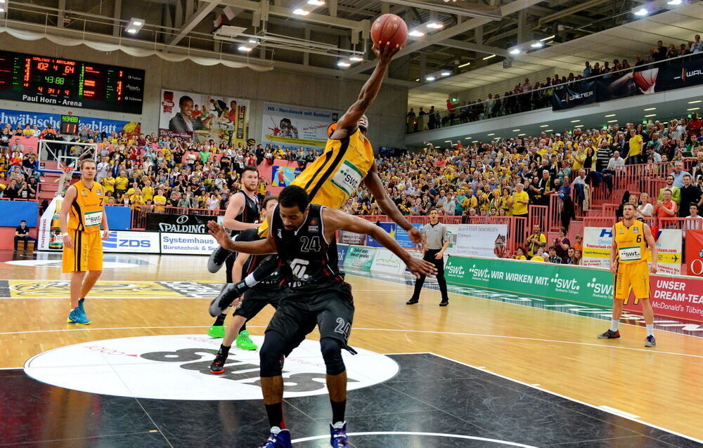 Walter Tigers Tübingen - Artland Dragons Quakenbrück 104:64