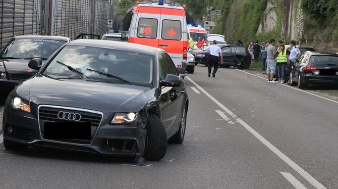 Unfall kurz nach dem Ursulabergtunnel in Pfullingen.