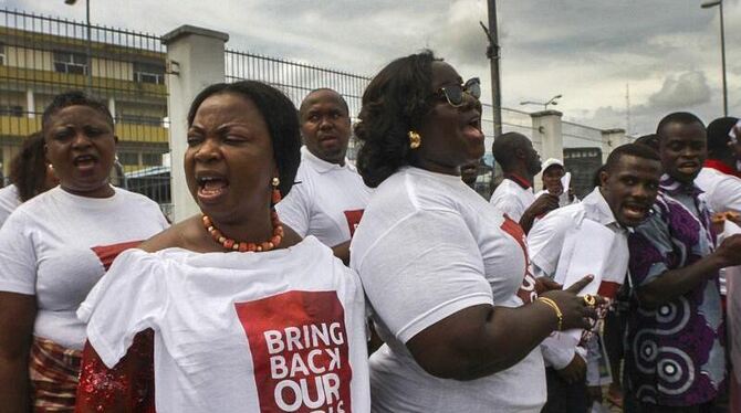 Protest in Nigeria: Die Entführung von über 200 Mädchen in Nigeria bewegt seit Wochen die ganze Weltgemeinschaft. Foto: EPA/S