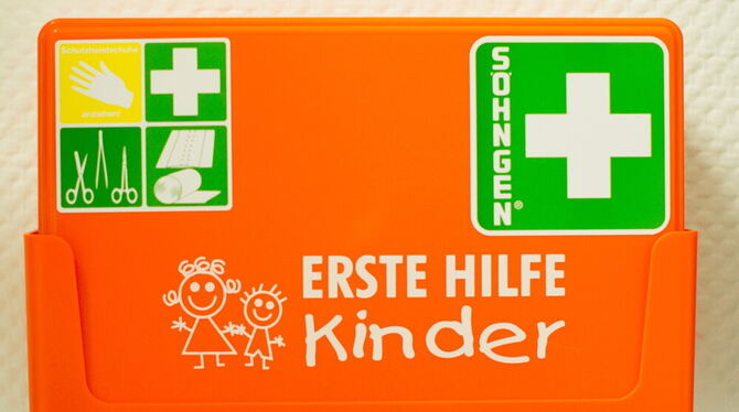 Ein Erste-Hilfe-Kasten für Kinder