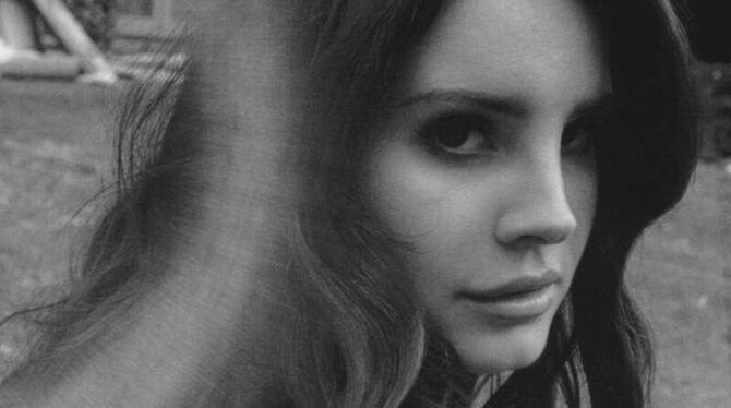 Lana Del Rey hat alle Stürme überstanden. Foto: Neil Krug