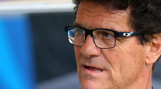 Der russische Nationaltrainer Fabio Capello gibt sich auch bei dieser WM vor dem Entscheidungsspiel gegen Algerien als Weltmann.