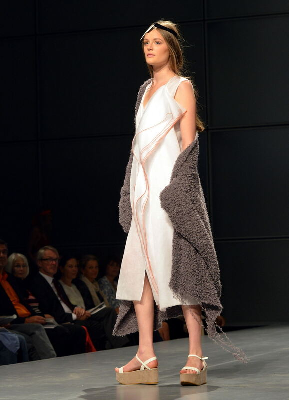 Hochschule Reutlingen Fakultät Textil und Design Modenschau Juni 2014