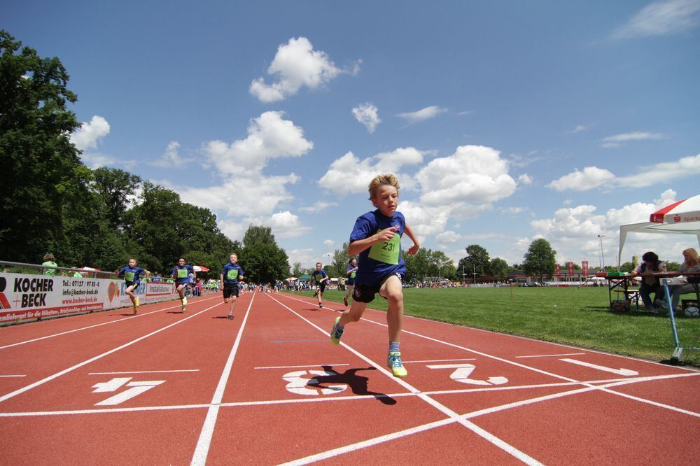 Jugend trainiert für Olympia Kreisfinale 1. Juli 2014 Pliezhausen