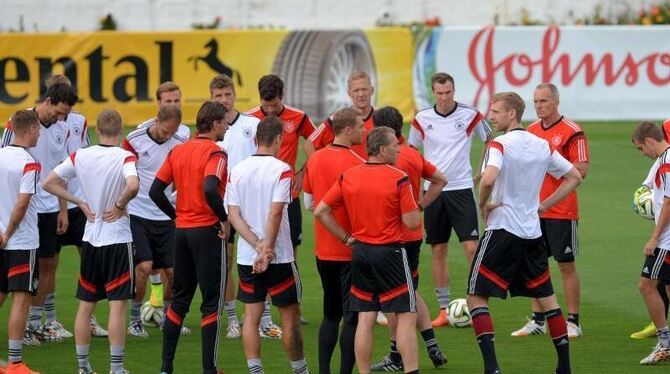 Alle 22 Spieler absolvierten das Abschlusstraining. Foto: Thomas Eisenhuth